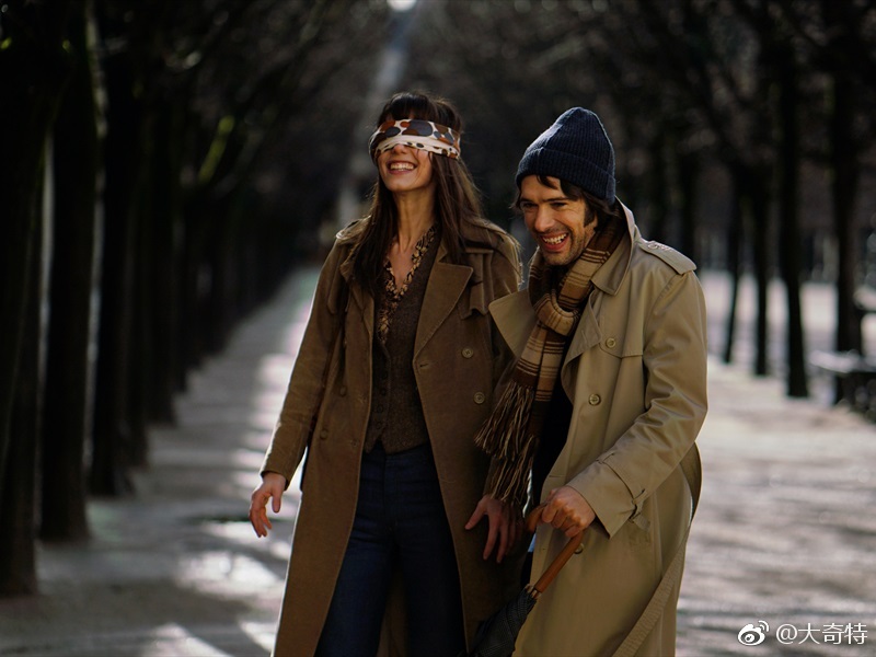 法国片《阿德尔曼夫妇》作为导演处女作超厉害