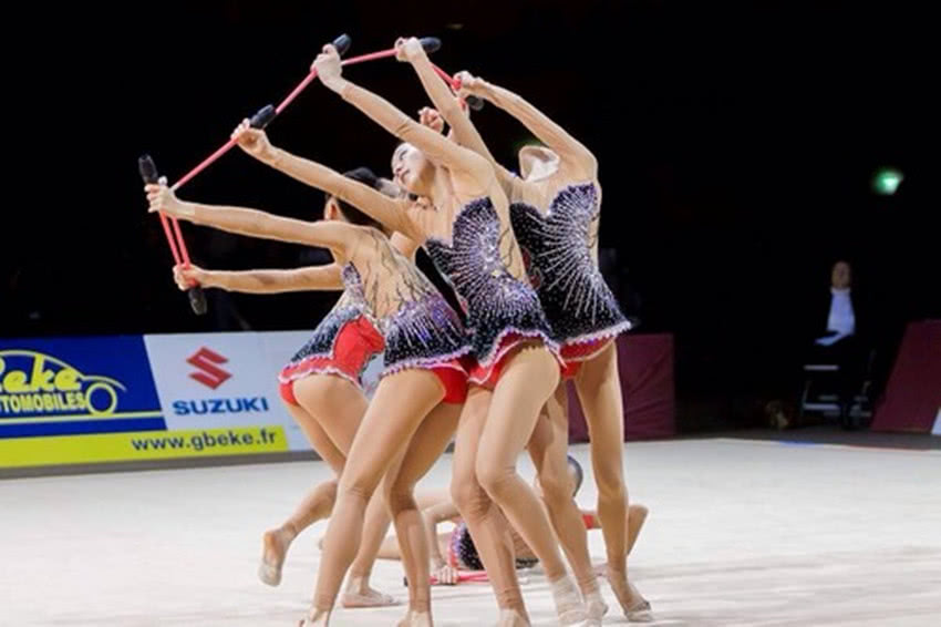 艺术体操“一字马女神”真容曝光!网友都惊呆了