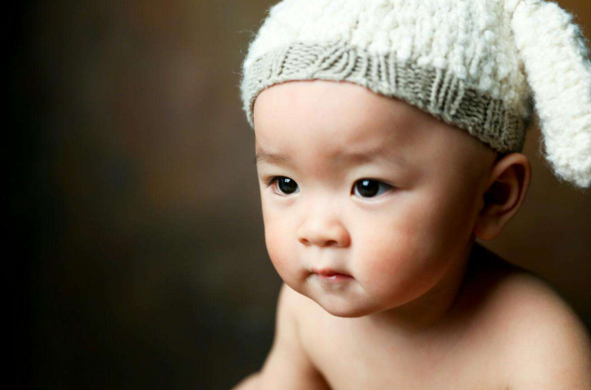 对婴说一二三:宝宝变双眼皮前的征兆