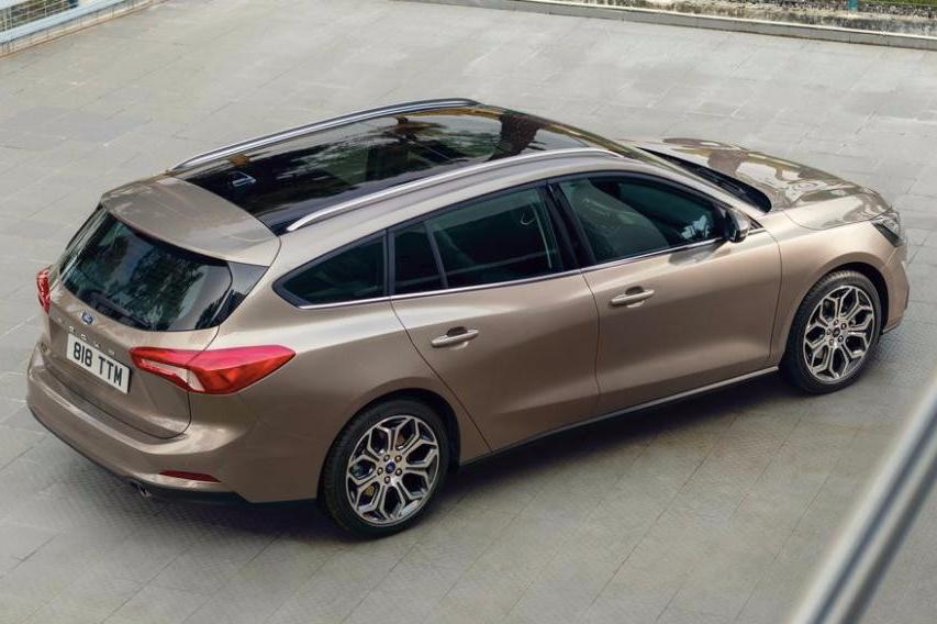 销量直线下滑！福克斯全新旅行版来袭，网友：这车要火