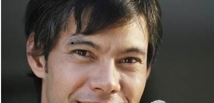 男人眉毛里有痣代表什么