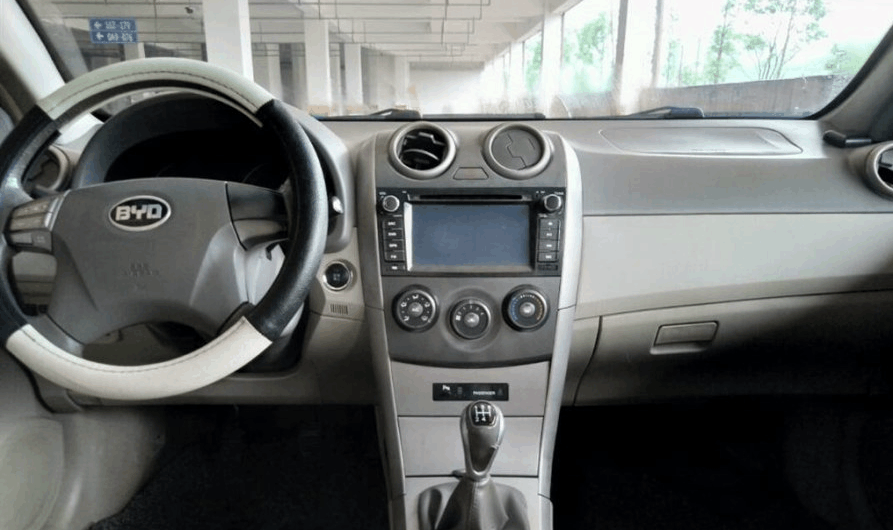 落地价9万, 现在只需2万2, 无钥匙启动系统, 出行代步练手车