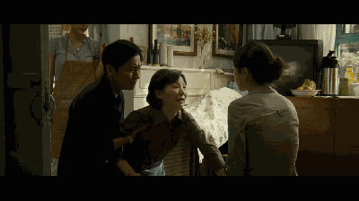 汶川地震十周年:经历灾难的人们负重前行