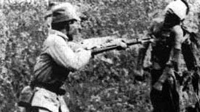 日本人拼刺刀为什么要退子弹? 武士精神骗了