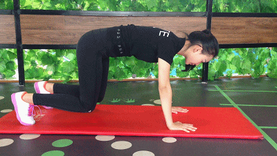 弯腰驼背颈椎疼?3个动作拯救低头族的文章来