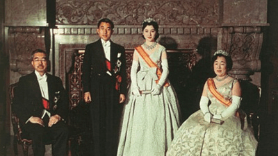 日本最美的皇后美智子照片: 气质十足, 美艳动人, 真的太好看了