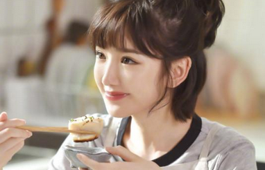 4位名字带彤最美的女星,关晓彤第3,网友:第1