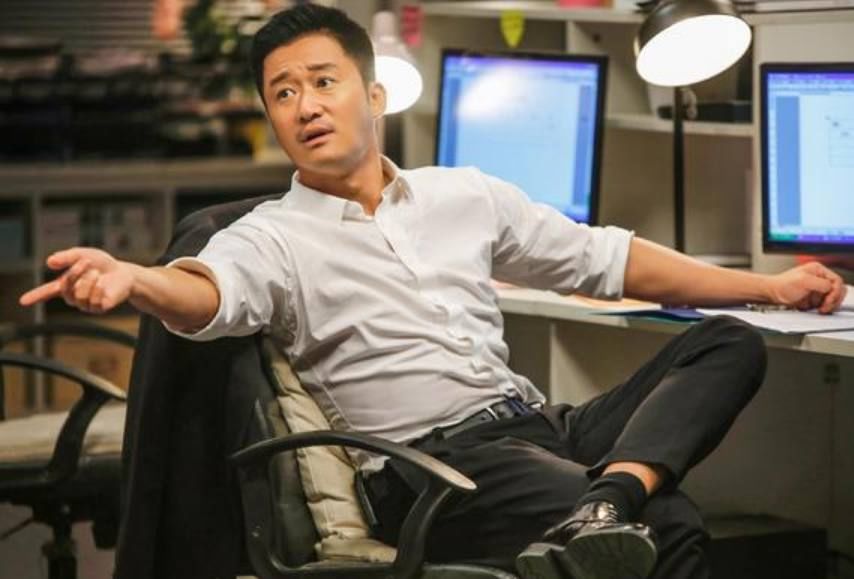 谢楠素颜蒙面的微博瞬间引爆了娱乐圈,网友:吴