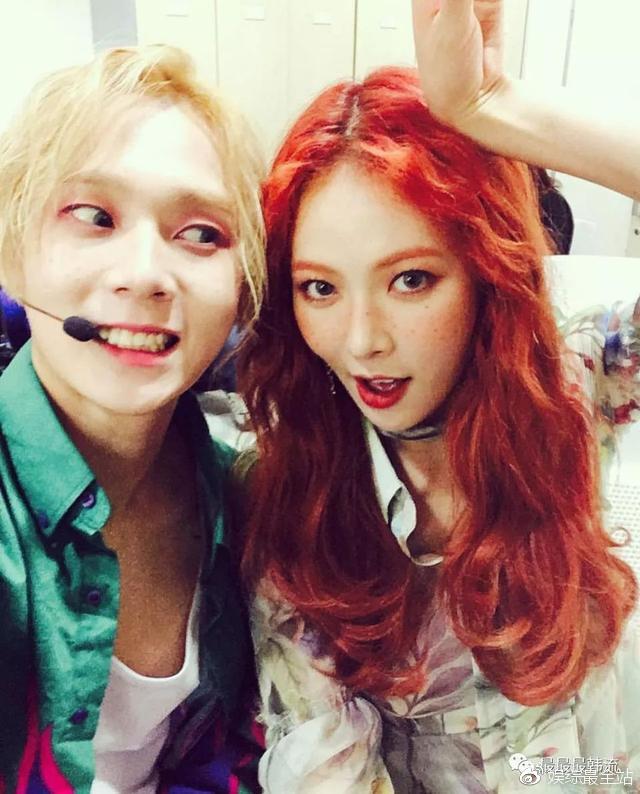 金泫雅金晓钟承认恋情,交往两年了,风格一致!粉