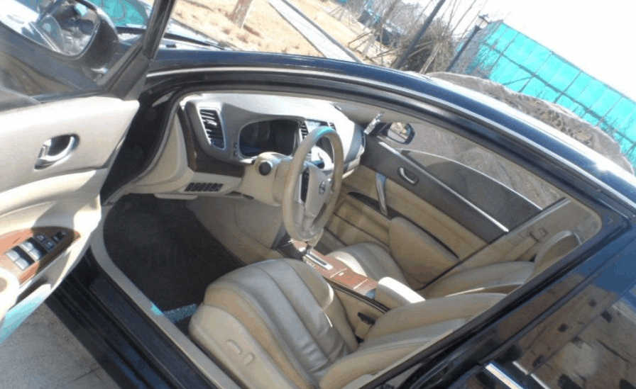 落地价22万, 现在只需8万5, 才开6万公里掉价13万5, 车主心疼不已