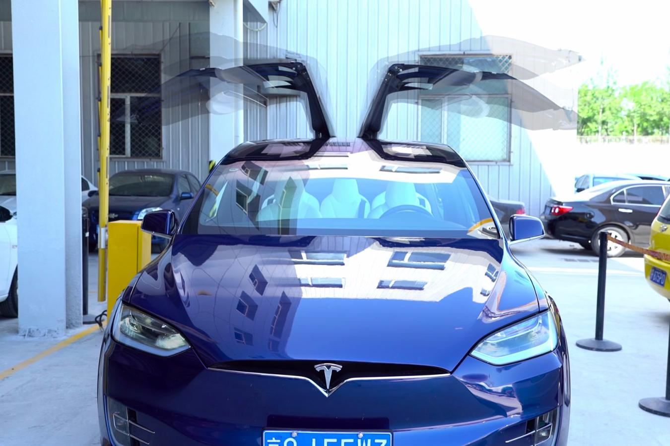 头号玩家！特斯拉也会玩儿彩蛋！