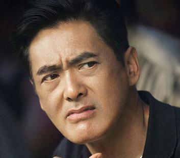 承诺死后捐献几十亿的周润发不管姐姐生活贫苦