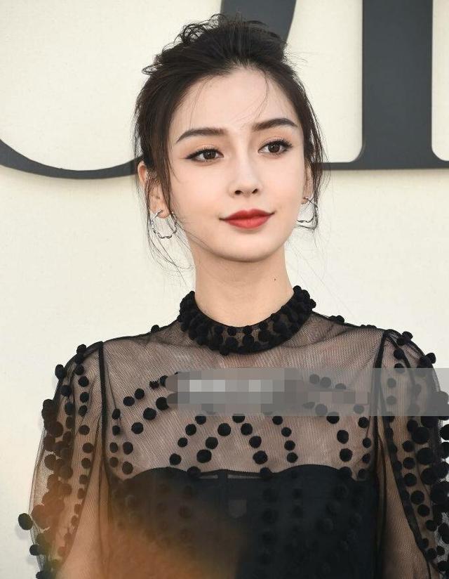 Angelababy王子文出席巴黎时装周,未p照曝光,