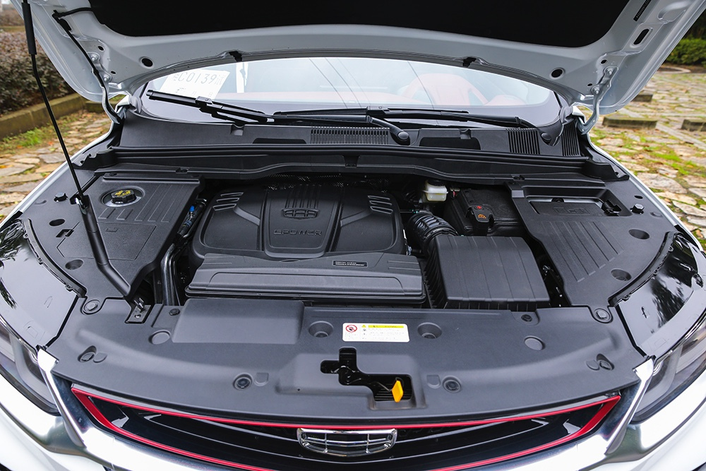 1.5T开出V8的感觉,试驾吉利缤越:顶配不到12万