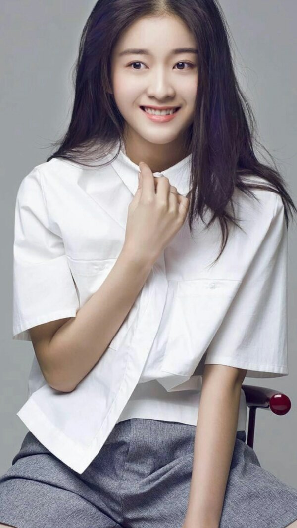 娱乐圈最美“初恋脸”:张雪迎上榜,最后一位让人意想不到