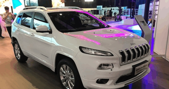 终于等到你 2017款新Jeep自由光5月份隆重上市