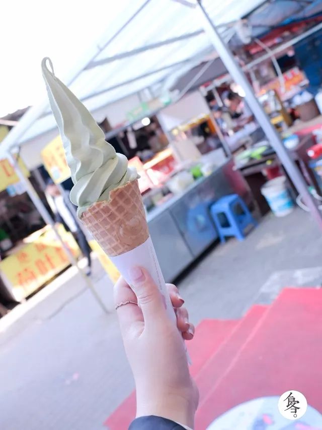 一座好吃的食堂、一条堕落的小吃街、一群最漂