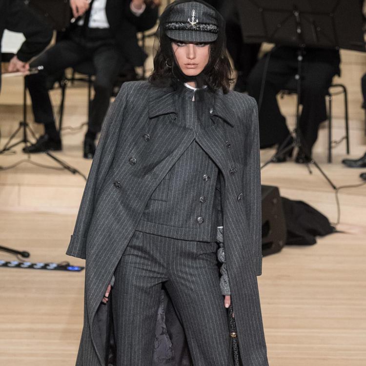 Chanel 2018早秋高级手工坊,为你填满深秋衣柜