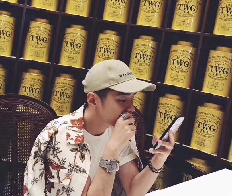 潮人搭配全靠BALENCIAGA巴黎世家明星同款