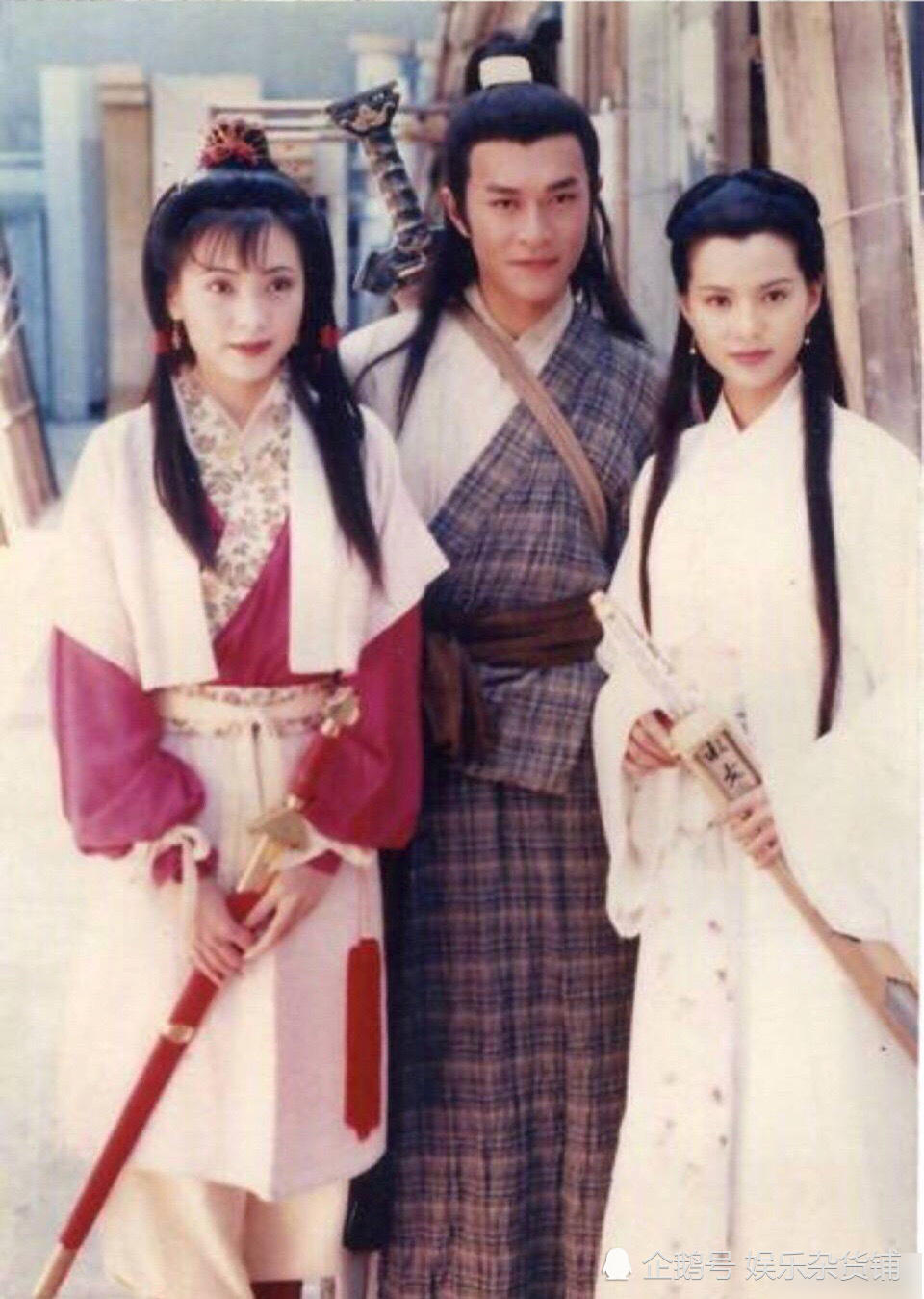 95版《神雕侠侣》幕后旧照,满满的回忆杀