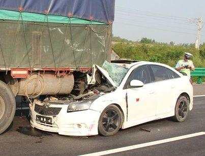 追尾就一定要被扣分罚款? 交警说这几种情况,