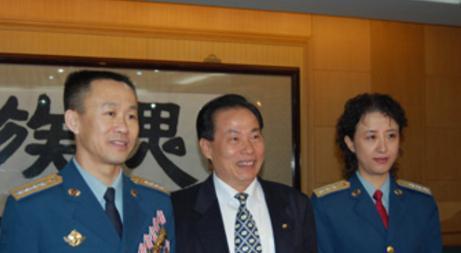 大贪官王玉发的人生：从士兵到“中将”，走上巅峰，随后腐败落马