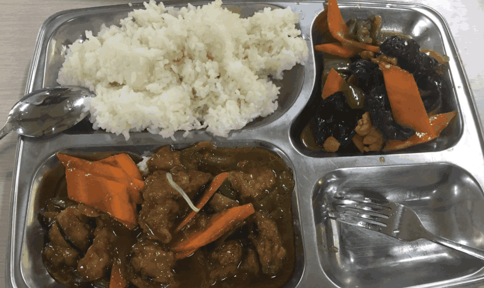 初中儿子全托一学期8000, 一周的午餐吃这些,