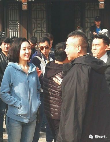 何冰、刘蓓主演电视剧《芝麻胡同》今日开机!