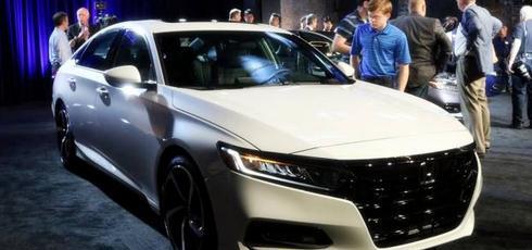 18万买雅阁, 还不如这款轿跑!