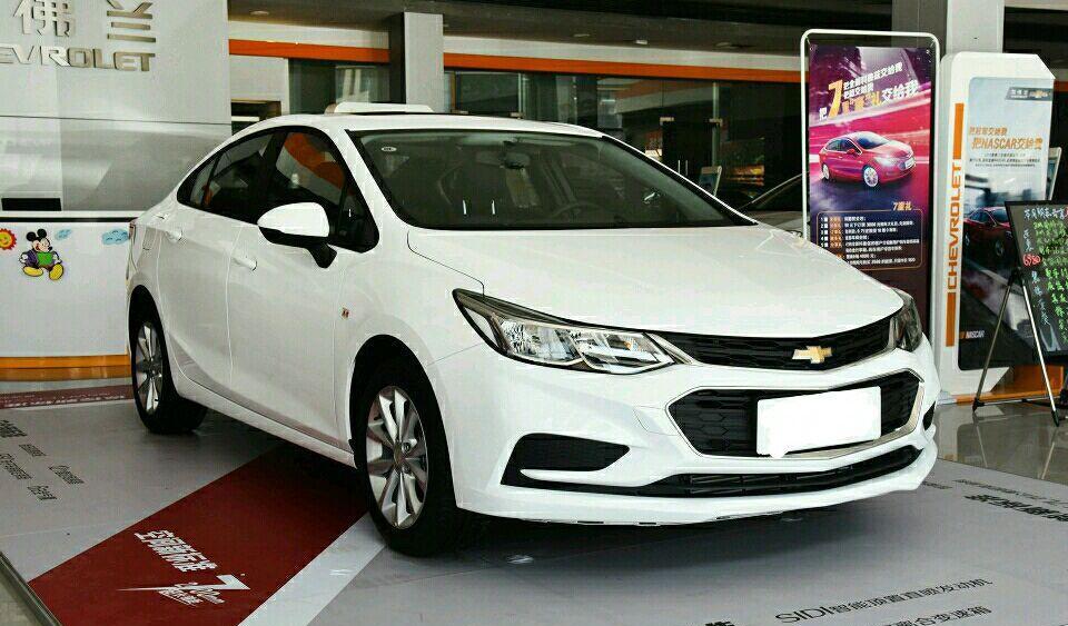 当年销量遥遥领先! 如今卖8万, 但销量大不如从前, 消费者怎么看?