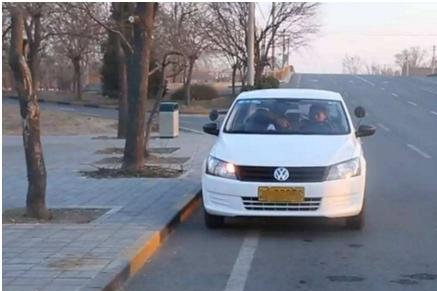 驾考科目三:起步不熄火,这里有技巧,轻松考100