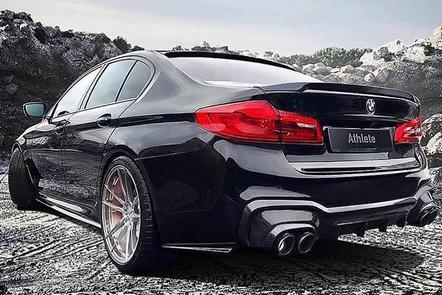 全新宝马5系，经过了开眼角大灯，大家反而觉得更丑！