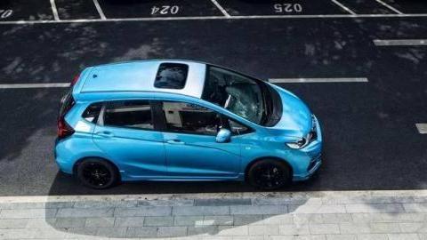 运动气息十足, 人人买得起, 这样的“超跑”才有吸引力