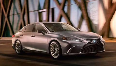 雷克萨斯火了！新车比宝马3系漂亮，配2.0T，比奥迪A6商务