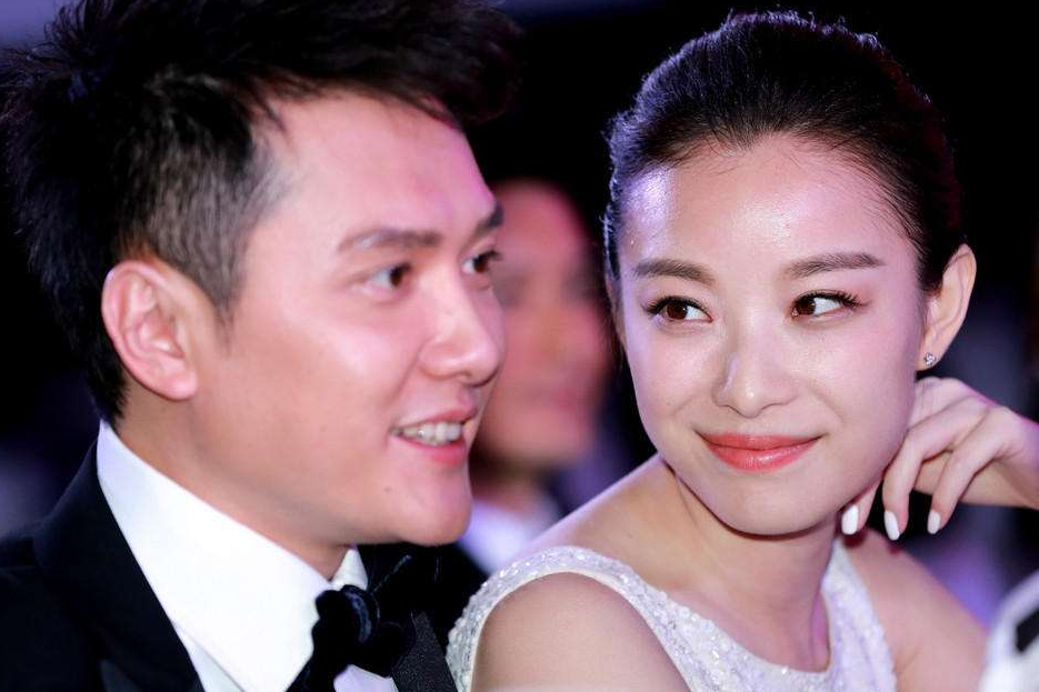 萤火虫为何不愿承认赵丽颖和冯绍峰恋情?主要