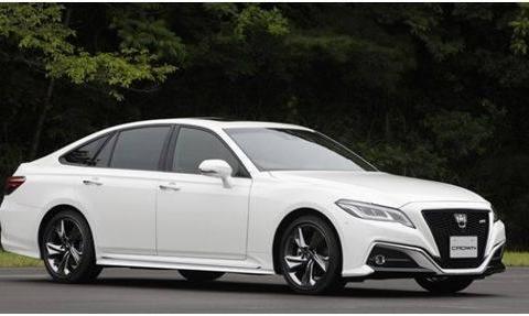 1955年1月1日在日本正式下线的皇冠