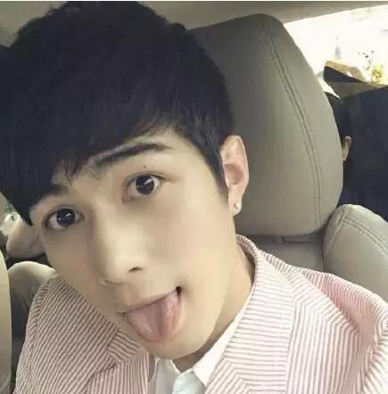 陈学冬什么时候和何炅一个待遇了?一个生日会