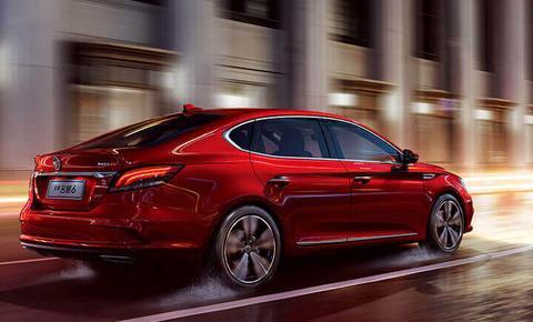 “菊势不妙”！小姐姐都这么选车了，你想pick哪一款？