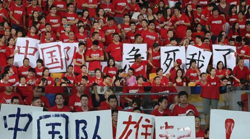 国足队员平日里怎么出门? 赵明剑的车最好, 武磊的车造价最高!