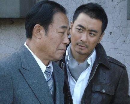 解读《潜伏》中:天津站站长属于什么级别?手下