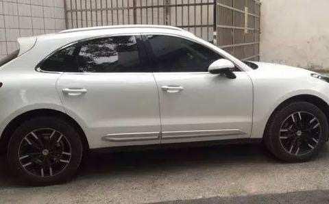 开众泰SR9冒充保时捷拜年，亲戚反映亮了