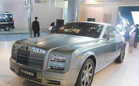 为什么好多豪车都有一个时钟表？是提醒车主要爱惜时间吗？