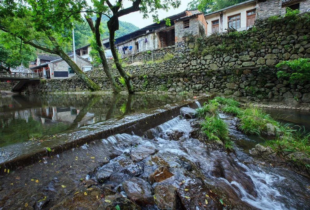 塘溪出品的电影《策反》本月上映,为鄞州首部