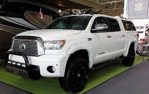 丰田又出超大号SUV