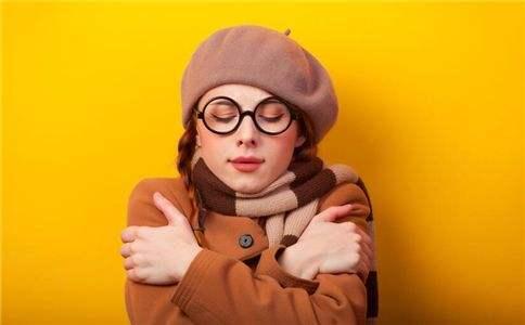 晚上睡觉小腿抽筋是疾病的信号,这五种疾病,容