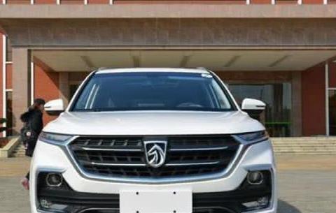 本来想要买宝骏510，最后却买了530顶配，朋友说我太傻了