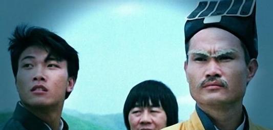 抖音出现了一位酷似林正英的网红,网友:僵尸片