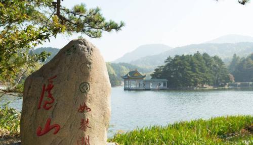 江西这个著名景点宣布：日本等外国游客免费，却对国人收费惹众怒