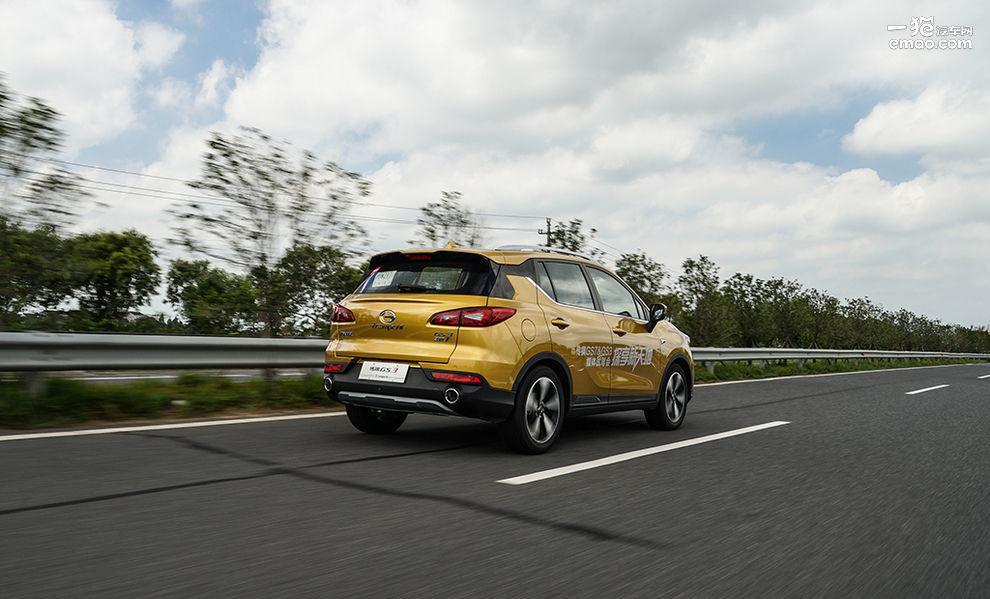 7万-12万内挑SUV 选传祺GS3还是名爵ZS?