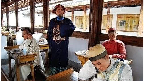 古代的科举考试，堪称最为严格的考试制度，高考跟它都没法比！